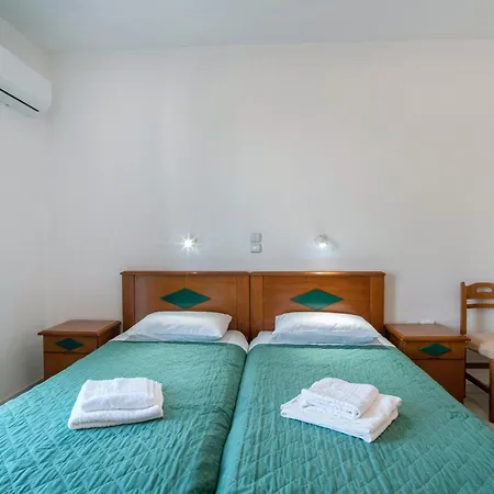 Konukevi Galanos Naxos