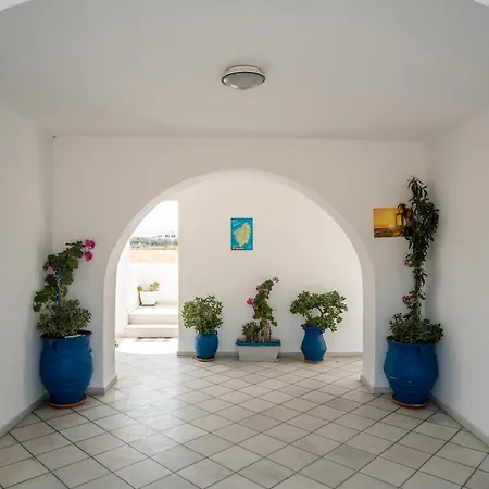 Πανσιόν Galanos Naxos 3*