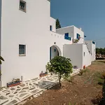 Galanos Naxos 3*