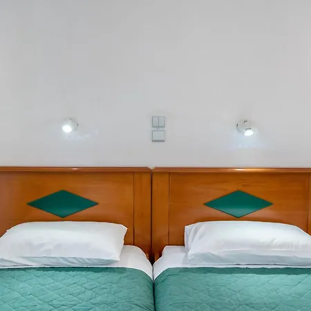 בית הארחה Galanos Naxos 3*