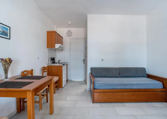 Guest house Galanos Naxos 3*